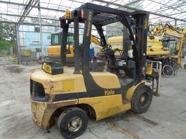Yale GDP35VX - Empilhador: foto 3 Yale GDP35VX - Empilhador: foto 3