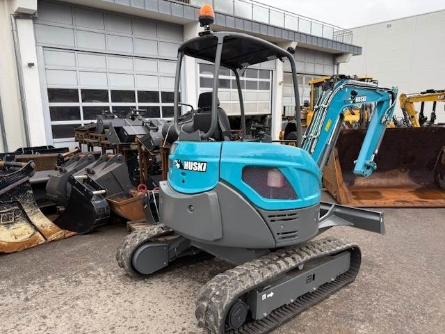 Messersi M38-U  - Mini escavadeira: foto 3 Messersi M38-U  - Mini escavadeira: foto 3