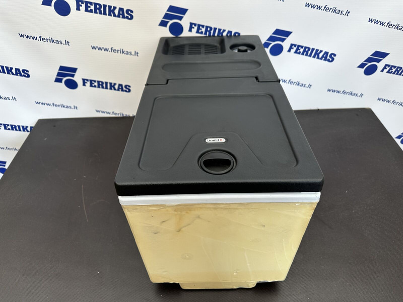DAF Brand new fridge refrigerator XF105 / XF106 - Cabine e interior para Camião: foto 2 DAF Brand new fridge refrigerator XF105 / XF106 - Cabine e interior para Camião: foto 2