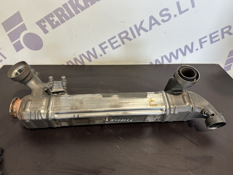 DAF EGR cooler - Radiador de óleo para Camião: foto 1 DAF EGR cooler - Radiador de óleo para Camião: foto 1