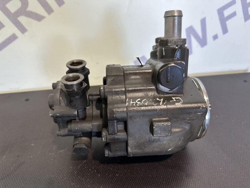 DAF XF106 - Bomba de direção para Camião: foto 2 DAF XF106 - Bomba de direção para Camião: foto 2