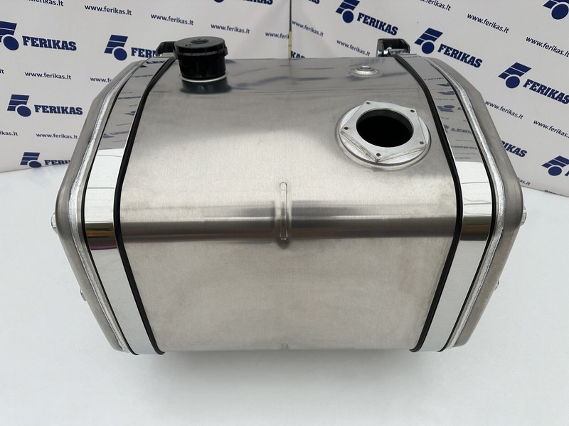 Hydraulic aluminum oil tank 250L - Tanque hidráulico para Camião: foto 1 Hydraulic aluminum oil tank 250L - Tanque hidráulico para Camião: foto 1