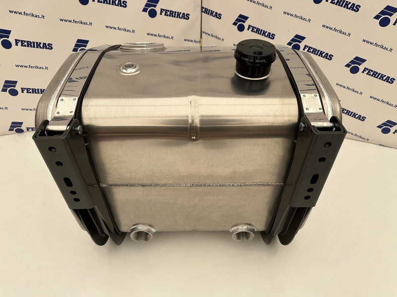 Hydraulic aluminum oil tank 250L - Tanque hidráulico para Camião: foto 4 Hydraulic aluminum oil tank 250L - Tanque hidráulico para Camião: foto 4