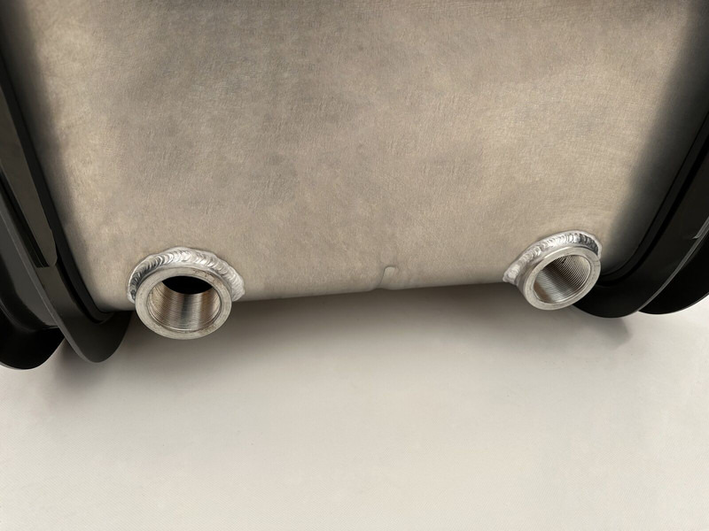 Hydraulic aluminum oil tank 250L - Tanque hidráulico para Camião: foto 5 Hydraulic aluminum oil tank 250L - Tanque hidráulico para Camião: foto 5