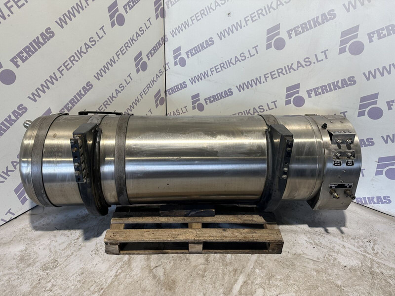 Iveco S-WAY - Tanque de combustível para Camião: foto 4 Iveco S-WAY - Tanque de combustível para Camião: foto 4