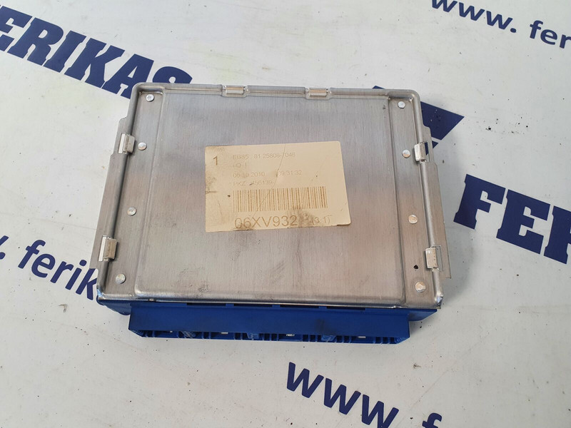 KNORR-BREMSE EBS control unit - Centralina electrónica para Camião: foto 4 KNORR-BREMSE EBS control unit - Centralina electrónica para Camião: foto 4