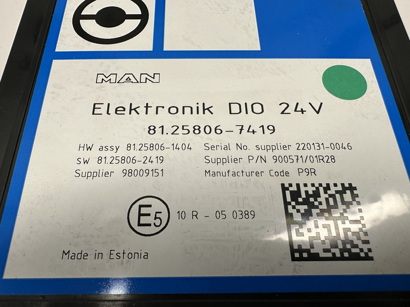 MAN Elektronik DIO 24V - Centralina electrónica para Camião: foto 3 MAN Elektronik DIO 24V - Centralina electrónica para Camião: foto 3