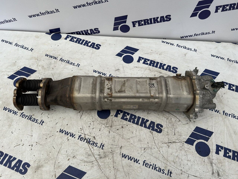 MAN TGX - Sistema de escape para Camião: foto 2 MAN TGX - Sistema de escape para Camião: foto 2