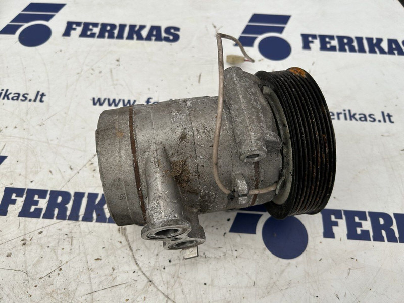 Mercedes-Benz A/C compressor - Compressor de ar condicionado para Camião: foto 1 Mercedes-Benz A/C compressor - Compressor de ar condicionado para Camião: foto 1