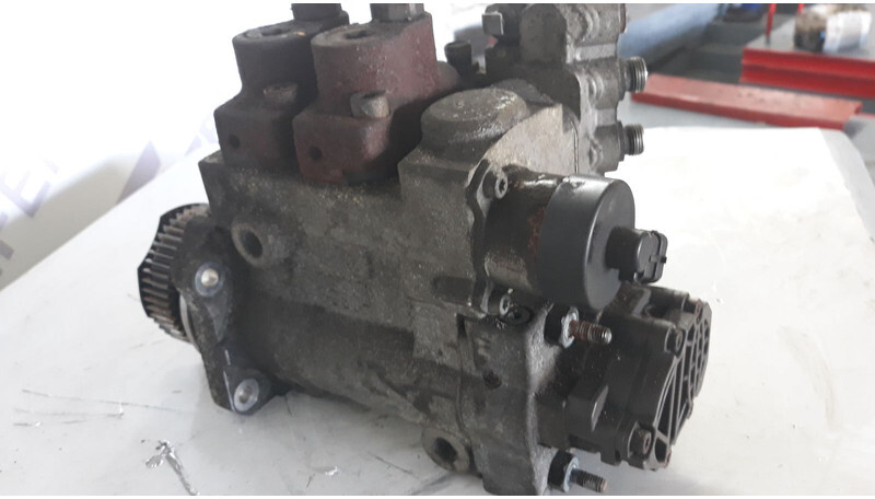 Mercedes-Benz ActrosMP4 - Bomba de combustivel para Camião: foto 5 Mercedes-Benz ActrosMP4 - Bomba de combustivel para Camião: foto 5