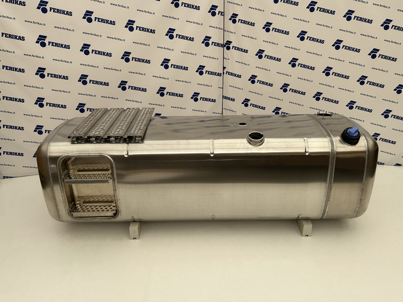 Mercedes-Benz Fuel tank 880L + 90L AdBlue - Tanque de combustível para Camião: foto 1 Mercedes-Benz Fuel tank 880L + 90L AdBlue - Tanque de combustível para Camião: foto 1