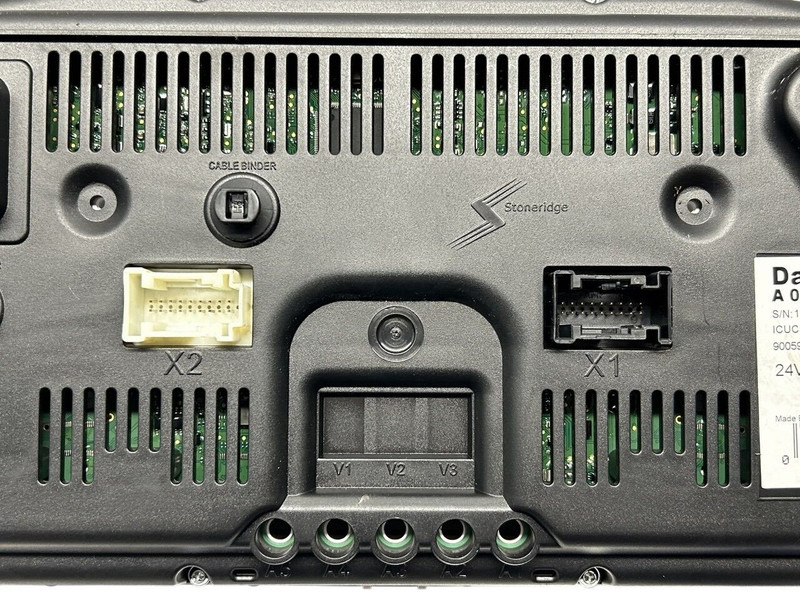 Mercedes-Benz UK version - Painel de instrumentos para Camião: foto 3 Mercedes-Benz UK version - Painel de instrumentos para Camião: foto 3