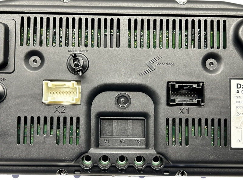 Mercedes-Benz UK version - Painel de instrumentos para Camião: foto 3 Mercedes-Benz UK version - Painel de instrumentos para Camião: foto 3