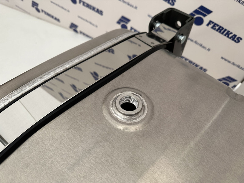 Onbekend - Tanque hidráulico para Camião: foto 5 Onbekend - Tanque hidráulico para Camião: foto 5