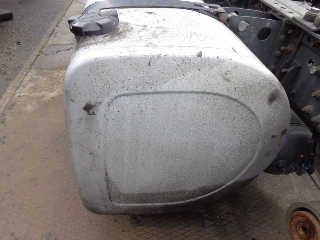 Renault / Volvo Complete aluminum fuel tank new or used 690L - 175cm, wi - Tanque de combustível para Camião: foto 3 Renault / Volvo Complete aluminum fuel tank new or used 690L - 175cm, wi - Tanque de combustível para Camião: foto 3