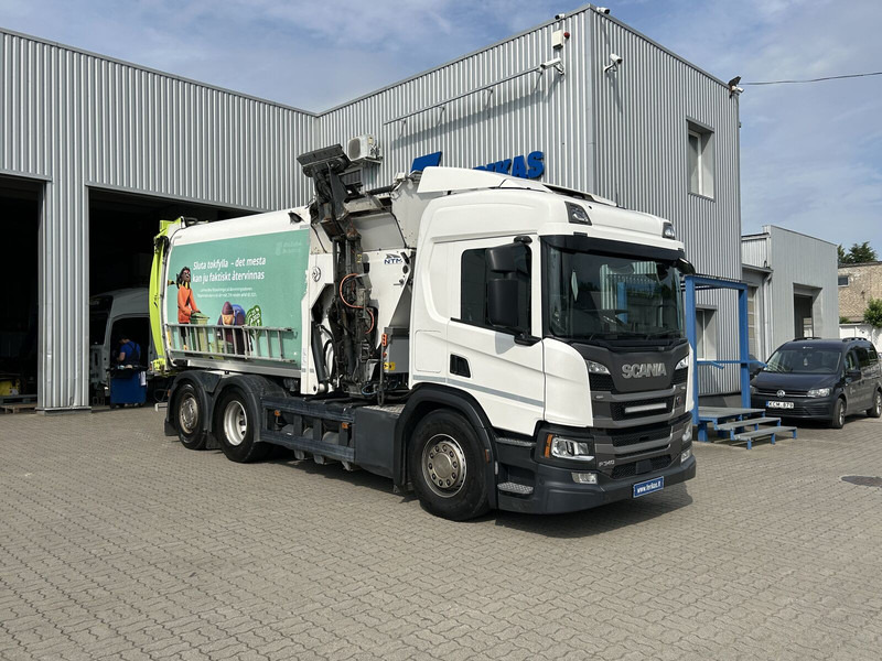 Scania P 340 - Caminhão de lixo: foto 1 Scania P 340 - Caminhão de lixo: foto 1