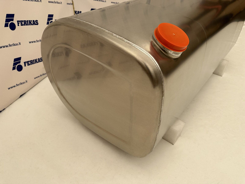 Volvo - Tanque de combustível para Camião: foto 3 Volvo - Tanque de combustível para Camião: foto 3