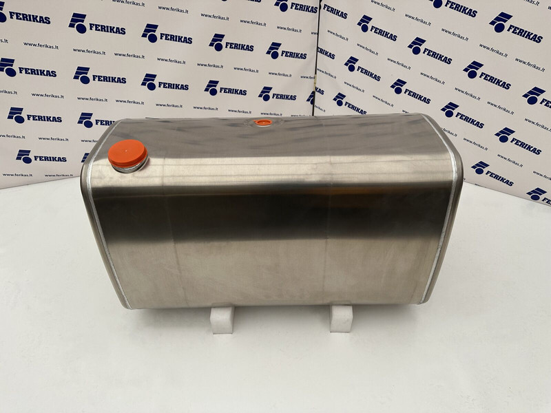 Volvo New aluminum fuel tank 490L - Tanque de combustível para Camião: foto 1 Volvo New aluminum fuel tank 490L - Tanque de combustível para Camião: foto 1