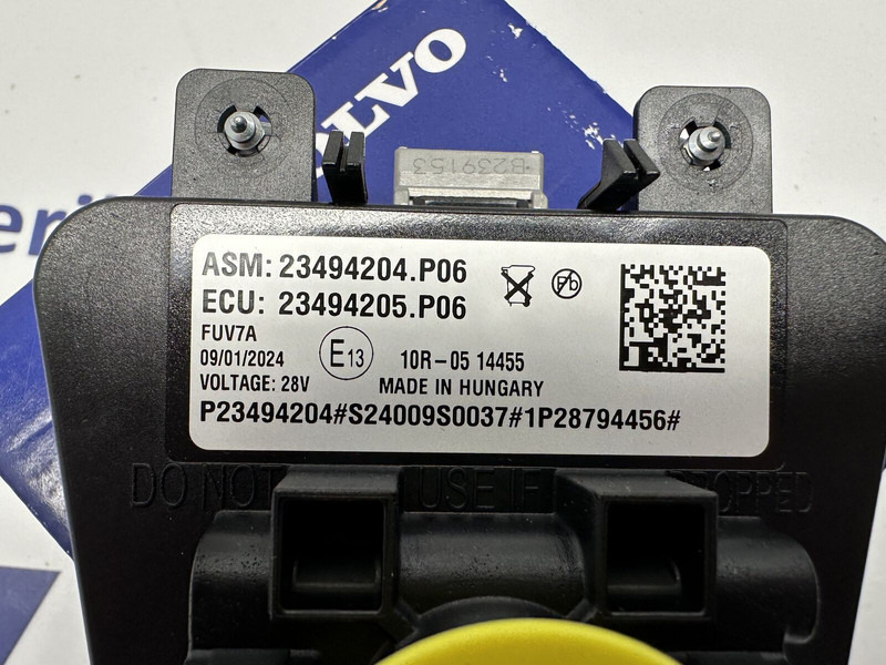 Volvo VOLVO/RENAULT lane assist camera - Sistema elétrico para Camião: foto 3 Volvo VOLVO/RENAULT lane assist camera - Sistema elétrico para Camião: foto 3