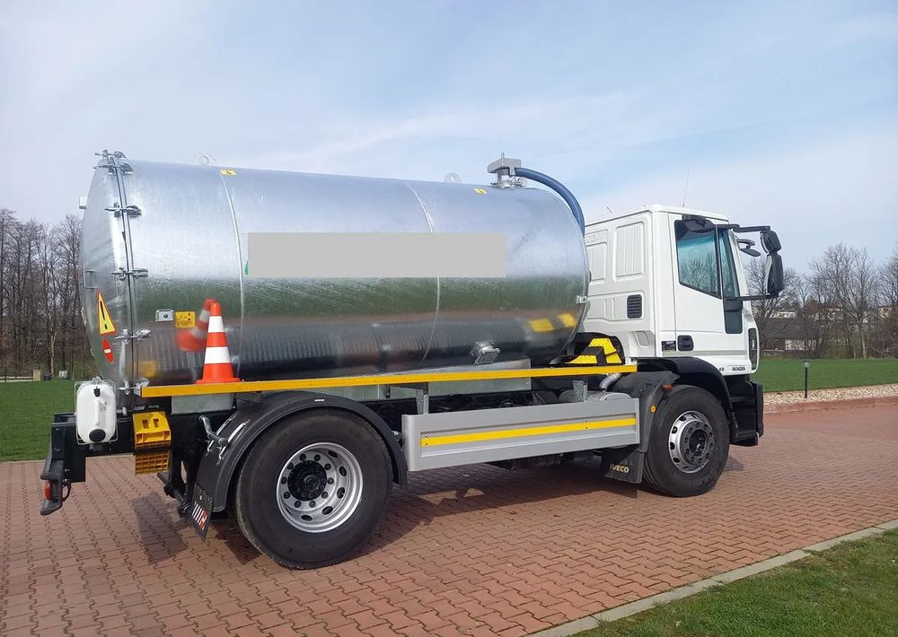 Iveco EURO CARGO 180 E 25 EURO 5 ASENIZACJA ASENIZACYJNY BECZKA - Camião cisterna: foto 3 Iveco EURO CARGO 180 E 25 EURO 5 ASENIZACJA ASENIZACYJNY BECZKA - Camião cisterna: foto 3