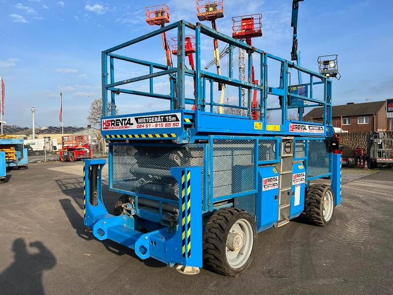Genie GS4390 RT diesel 4x4 15m (1541) - Plataforma de Tijera/ Plataforma de tesoura: foto 3 Genie GS4390 RT diesel 4x4 15m (1541) - Plataforma de Tijera/ Plataforma de tesoura: foto 3