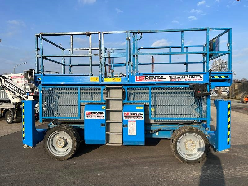 Genie GS4390 RT diesel 4x4 15m (1541) - Plataforma de Tijera/ Plataforma de tesoura: foto 2 Genie GS4390 RT diesel 4x4 15m (1541) - Plataforma de Tijera/ Plataforma de tesoura: foto 2