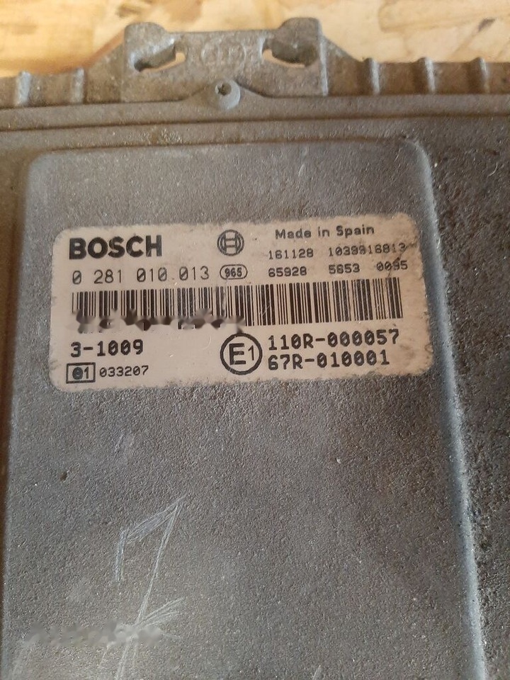 Bosch 0 281 010 013 - Centralina electrónica para Ônibus: foto 1 Bosch 0 281 010 013 - Centralina electrónica para Ônibus: foto 1