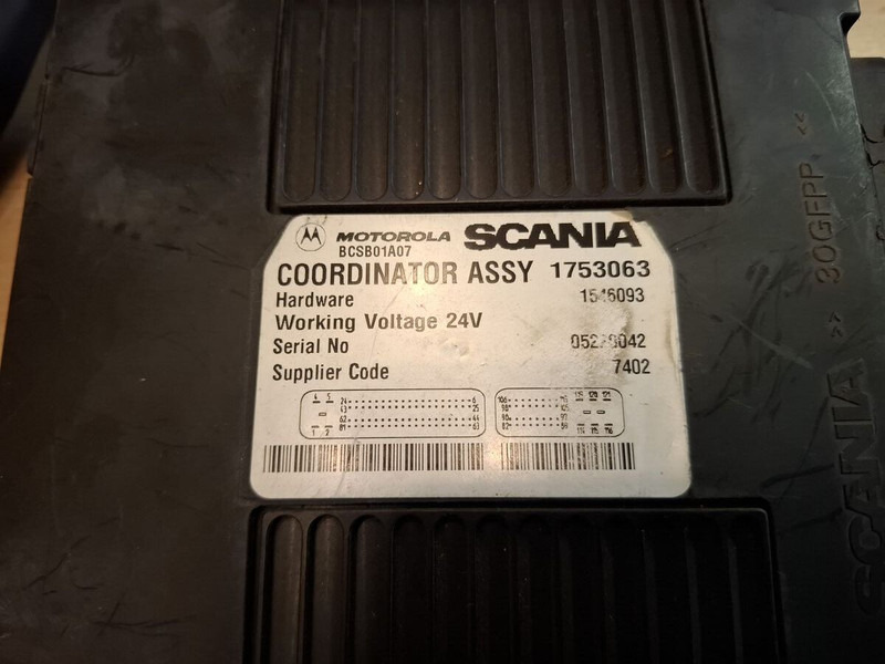 Cummins P 5317106 CM2350 ECM PCM - Centralina electrónica: foto 4 Cummins P 5317106 CM2350 ECM PCM - Centralina electrónica: foto 4
