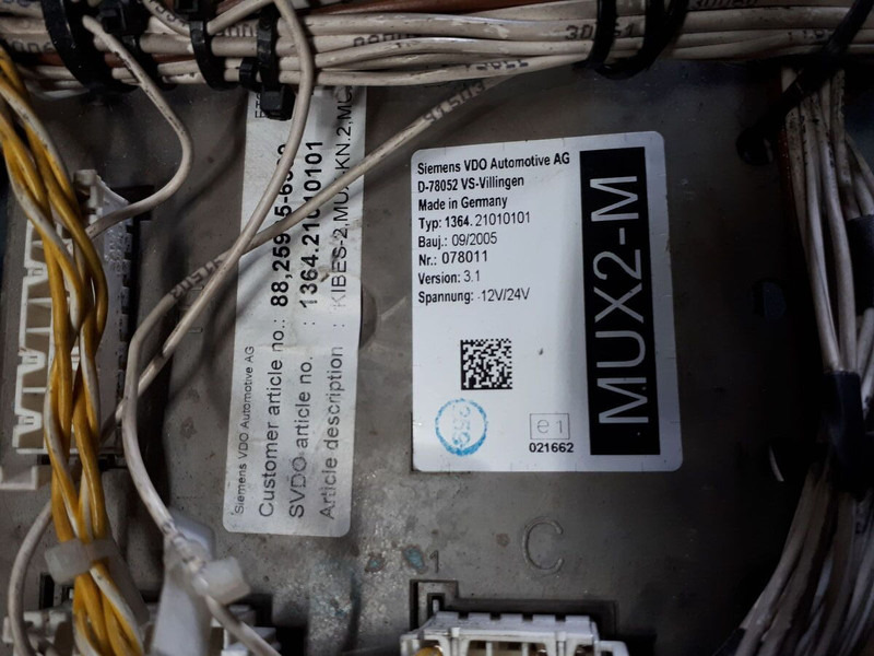 MAN MUX2-M 1364.21020101/ 1364.21010101 - Centralina electrónica: foto 5 MAN MUX2-M 1364.21020101/ 1364.21010101 - Centralina electrónica: foto 5