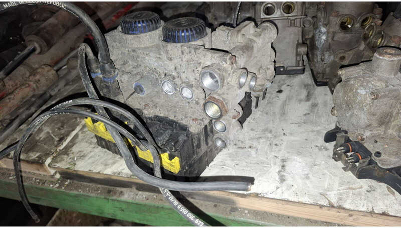 MAN Скания.Вольво - Válvula: foto 3 MAN Скания.Вольво - Válvula: foto 3