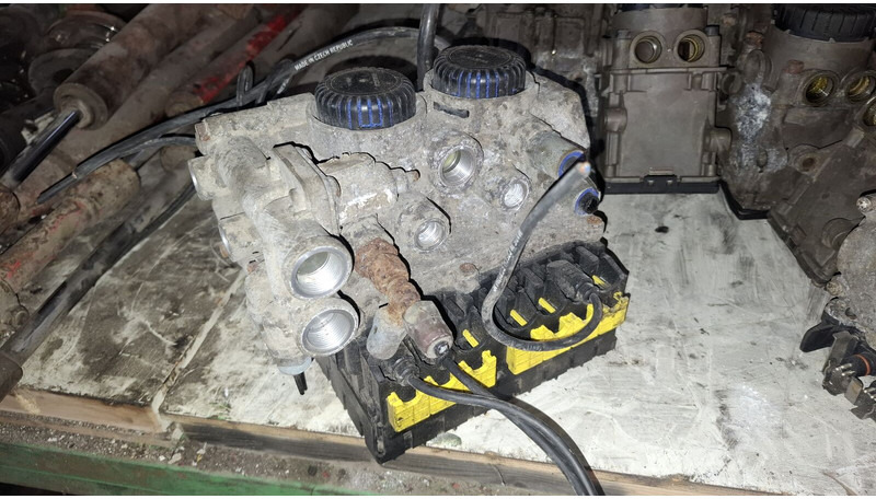 MAN Скания.Вольво - Válvula: foto 2 MAN Скания.Вольво - Válvula: foto 2