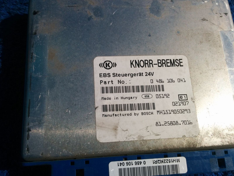 MAN WABCO ECU ZBR2 / 81.25806.7096. - Centralina electrónica: foto 4 MAN WABCO ECU ZBR2 / 81.25806.7096. - Centralina electrónica: foto 4