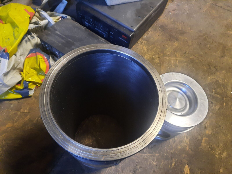 Scania - Motor e peças: foto 2 Scania - Motor e peças: foto 2