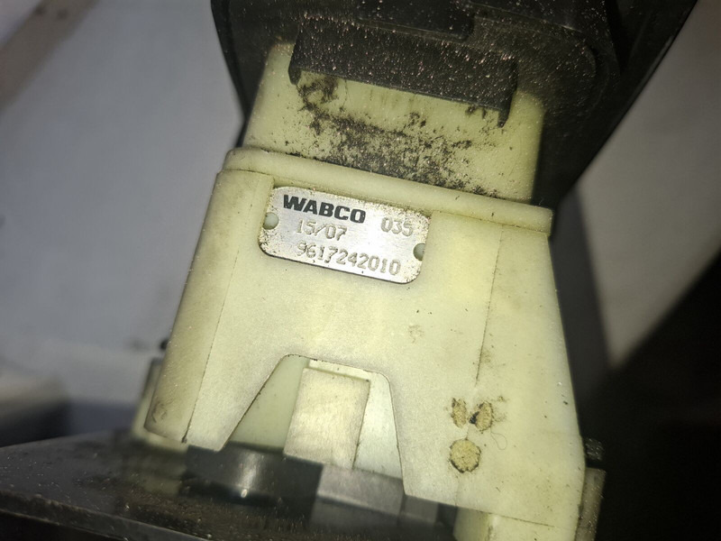 Scania Wabco 43/06 - Peças de freio: foto 5 Scania Wabco 43/06 - Peças de freio: foto 5