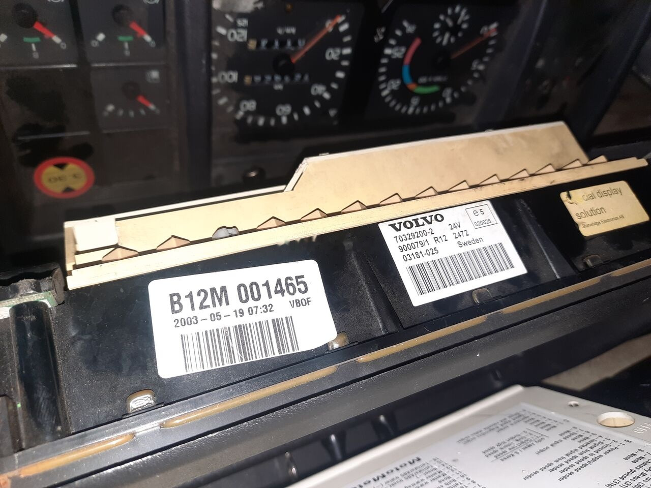 Volvo 70361832-1 . 70361831. 70329201-2 .22205475-P03. 70392912-P01/ Volvo B7 . B9. B12 . FH. Scania - Painel de instrumentos para Ônibus: foto 4 Volvo 70361832-1 . 70361831. 70329201-2 .22205475-P03. 70392912-P01/ Volvo B7 . B9. B12 . FH. Scania - Painel de instrumentos para Ônibus: foto 4