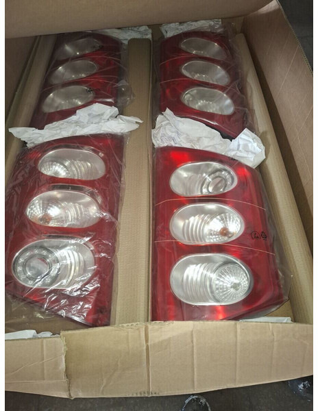 Volvo B12-9700 - Iluminação: foto 2 Volvo B12-9700 - Iluminação: foto 2