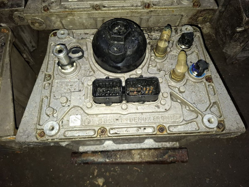 Volvo Помпа подкачки АБЛУ Б12 с подкачкой - Filtro de combustível: foto 3 Volvo Помпа подкачки АБЛУ Б12 с подкачкой - Filtro de combustível: foto 3