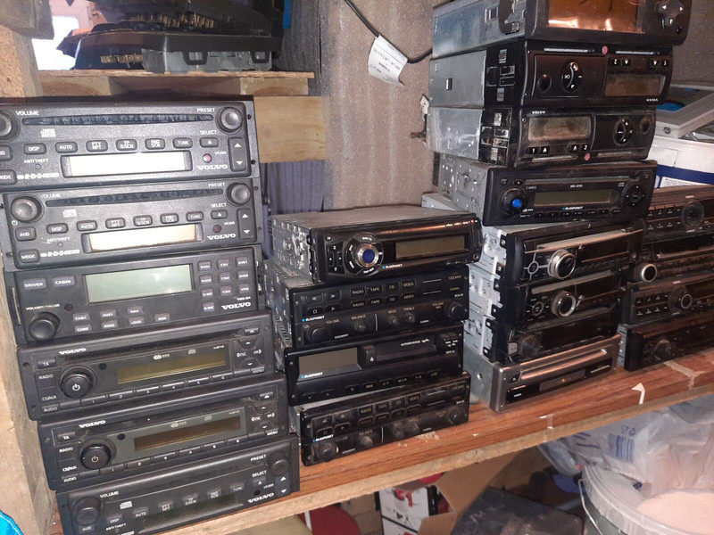 Volvo Video system x-dmr 8 R8 Compact RJ45 - Sistema elétrico: foto 4 Volvo Video system x-dmr 8 R8 Compact RJ45 - Sistema elétrico: foto 4