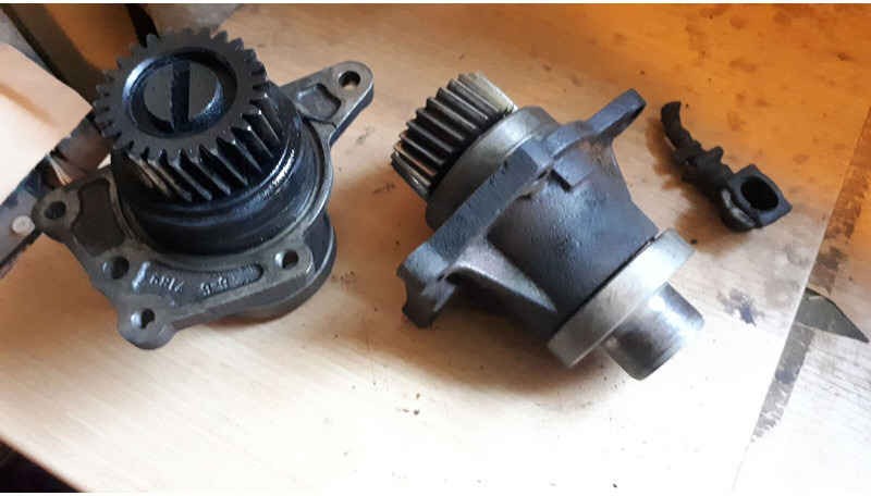 Volvo привода шкивов ремней и топливного насоса - Cambota: foto 3 Volvo привода шкивов ремней и топливного насоса - Cambota: foto 3