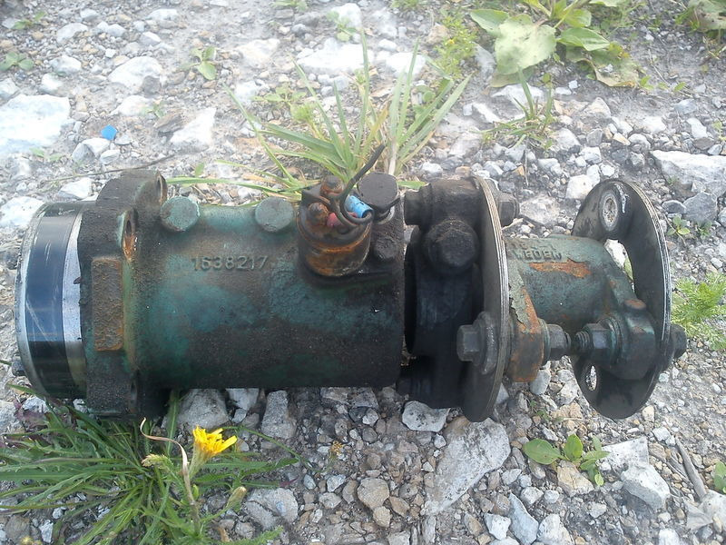 Volvo привода шкивов ремней и топливного насоса - Cambota: foto 2 Volvo привода шкивов ремней и топливного насоса - Cambota: foto 2