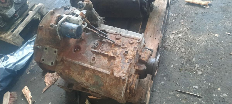 ZF S6-90 . S5-42 - Caixa de velocidade: foto 4 ZF S6-90 . S5-42 - Caixa de velocidade: foto 4