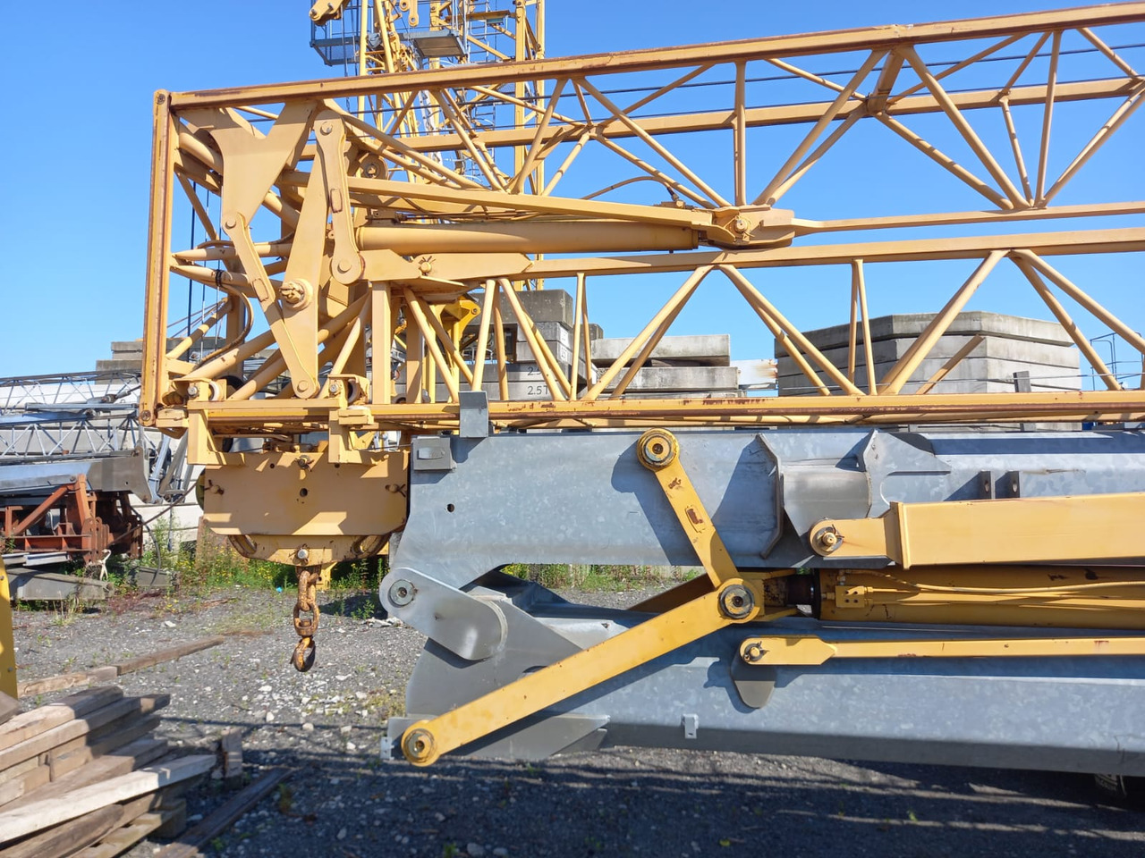 Potain - Grua automontante: foto 4 Potain - Grua automontante: foto 4