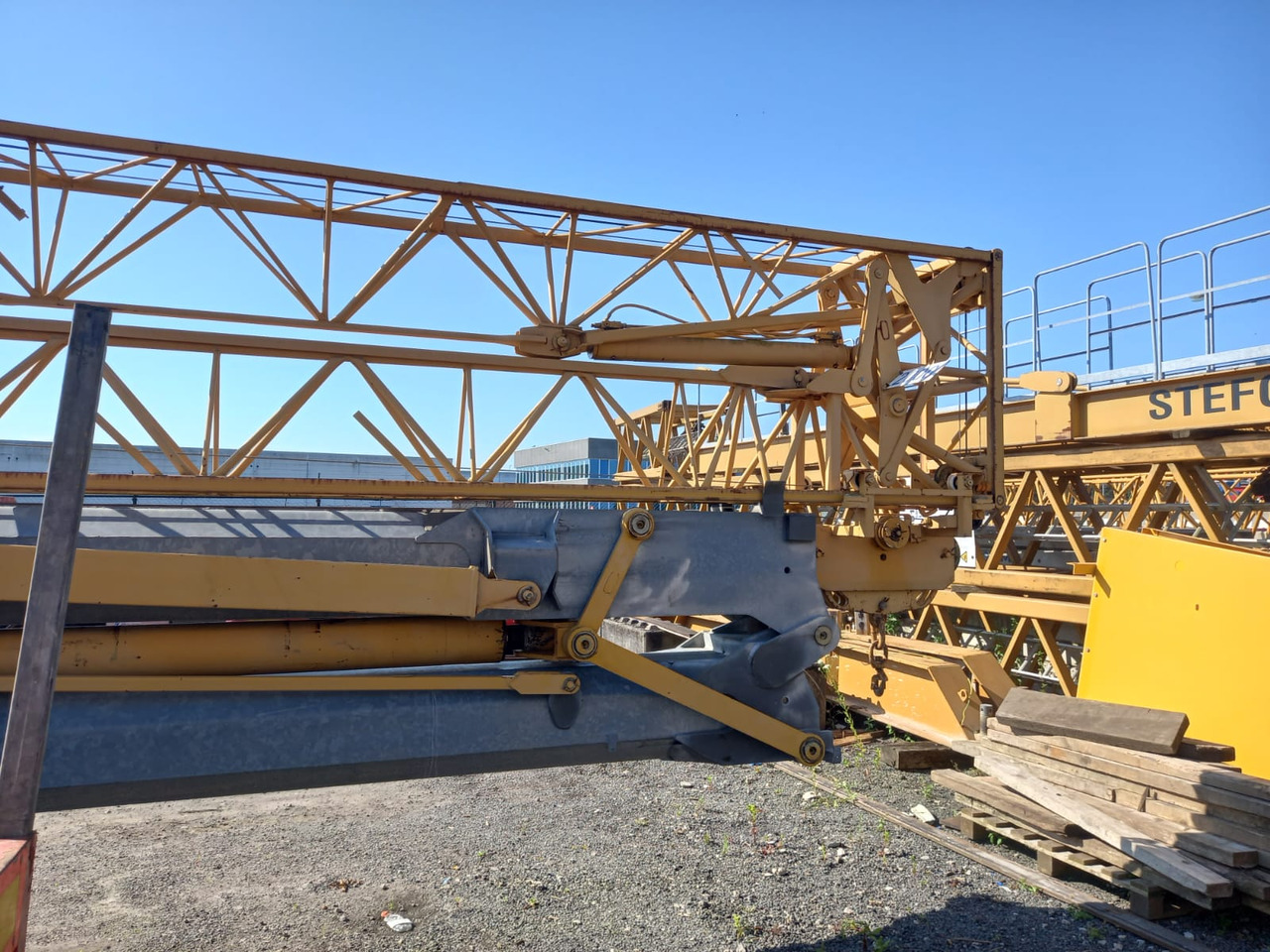 Potain - Grua automontante: foto 5 Potain - Grua automontante: foto 5