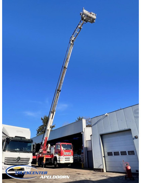 MAN TGA 26.350 Magirus ALP 320L = 32 meter, Waterpump, 6x4, Steel springs - Camião: foto 1 MAN TGA 26.350 Magirus ALP 320L = 32 meter, Waterpump, 6x4, Steel springs - Camião: foto 1