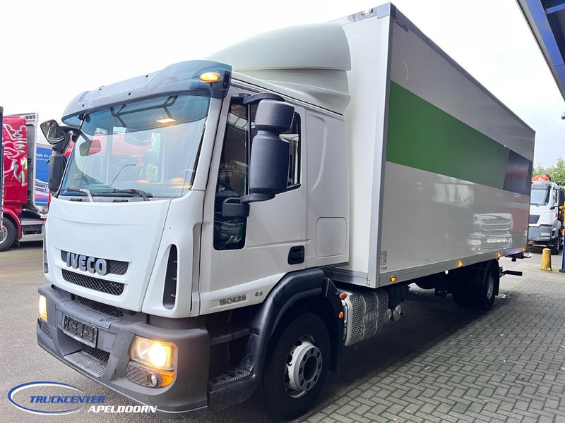 Iveco Eurocargo 150E28 175.650 km, AC, 3 Stoelen, 2000 kg lift, 6 Cilinder - Camião furgão: foto 3 Iveco Eurocargo 150E28 175.650 km, AC, 3 Stoelen, 2000 kg lift, 6 Cilinder - Camião furgão: foto 3