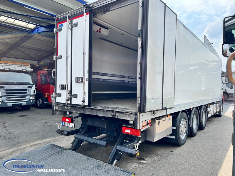 Scania R410 Mitsubishi Multitemp 3 zone, 8x4, 2000 kg lift - Camião frigorífico: foto 2 Scania R410 Mitsubishi Multitemp 3 zone, 8x4, 2000 kg lift - Camião frigorífico: foto 2