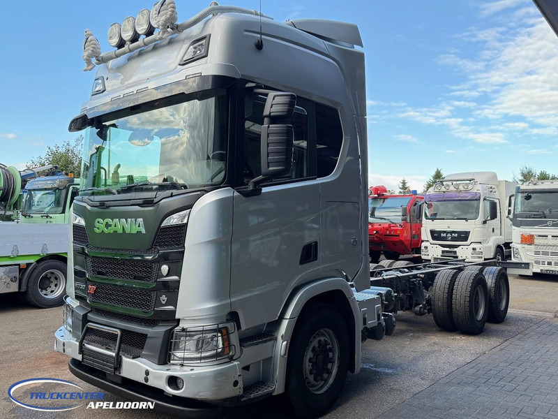 Scania R730 XT NGS V8 6x4 Naafreductie, Retarder, PTO - Camião chassi: foto 4 Scania R730 XT NGS V8 6x4 Naafreductie, Retarder, PTO - Camião chassi: foto 4
