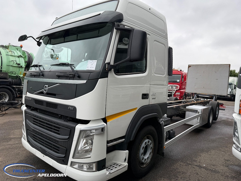 Volvo FM 410 379000 km, 6x2, Globetrotter - Camião chassi: foto 3 Volvo FM 410 379000 km, 6x2, Globetrotter - Camião chassi: foto 3
