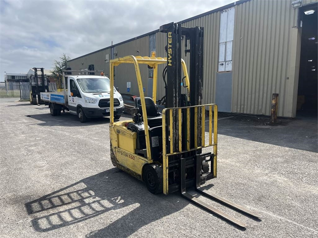 Hyster J1.60XMT - Empilhador elétrico: foto 3 Hyster J1.60XMT - Empilhador elétrico: foto 3