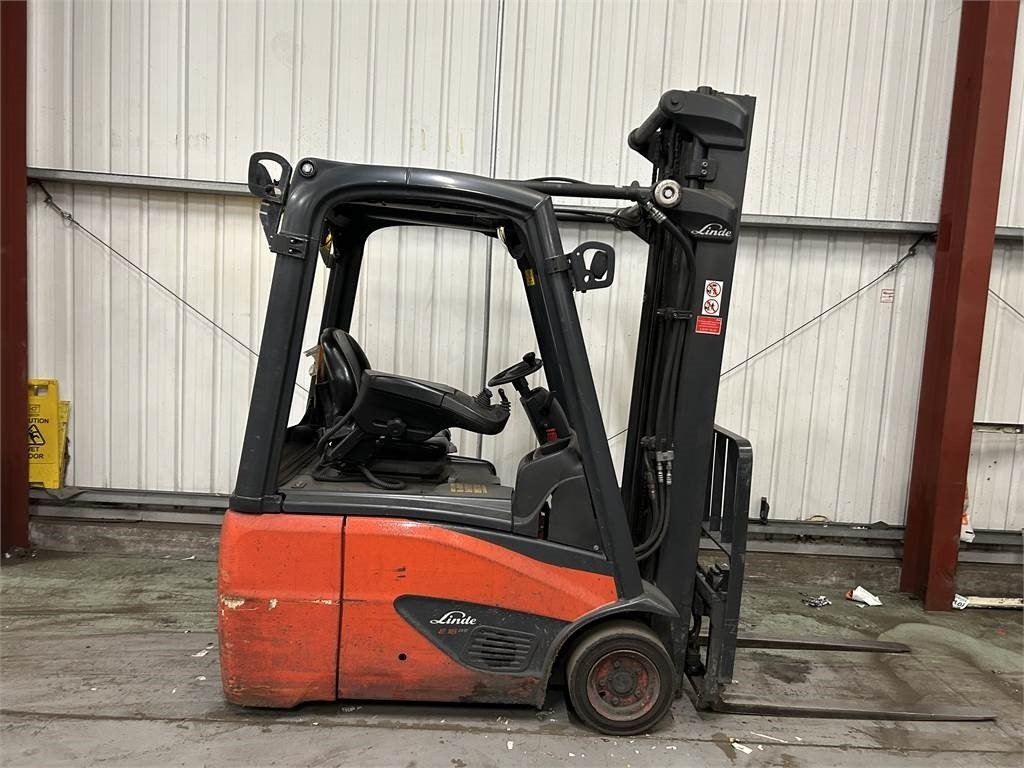 Linde E16C-02 - Empilhador elétrico: foto 5 Linde E16C-02 - Empilhador elétrico: foto 5